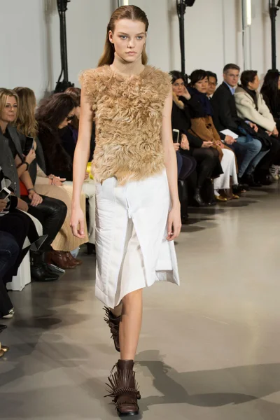 Look 9